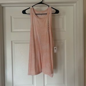 Lightly tie die pink work out top; NEW WITH TAGS
